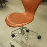 790 8429 SWIVEL CHAIR